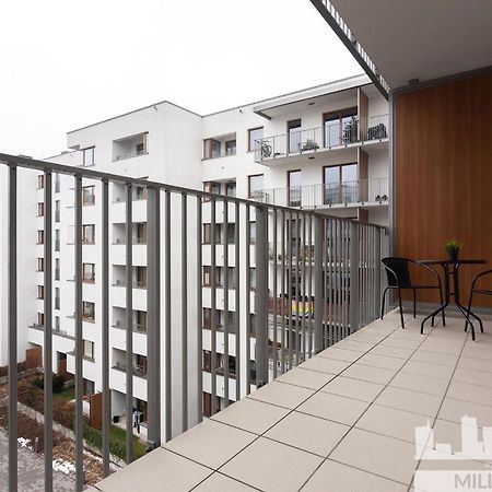 Millennium Awangarda Mint Apartamento Varsóvia Exterior foto