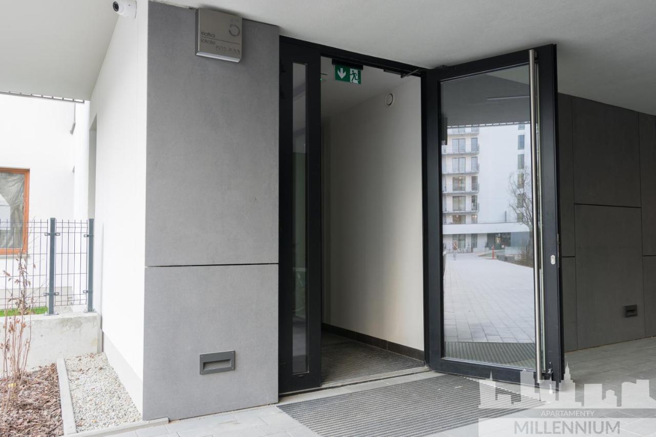 Millennium Awangarda Mint Apartamento Varsóvia Exterior foto