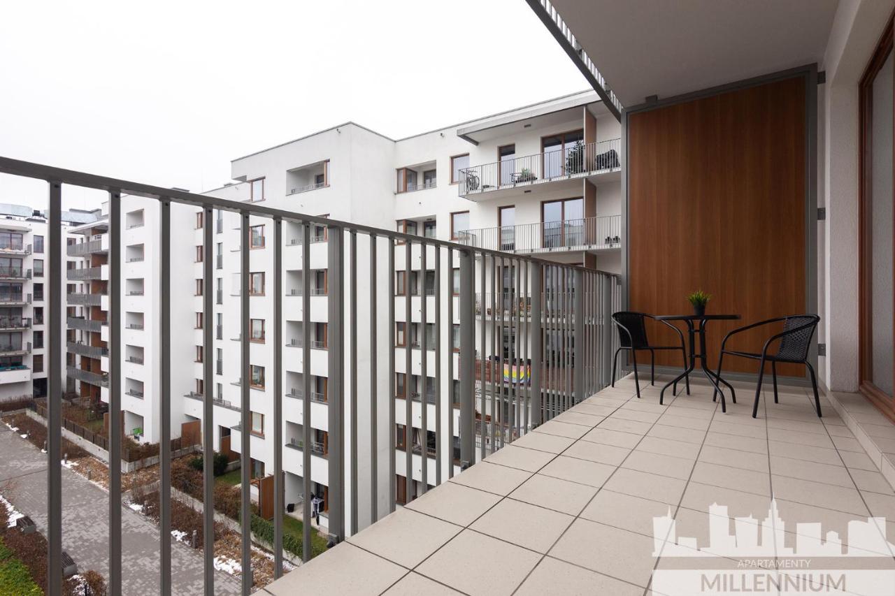 Millennium Awangarda Mint Apartamento Varsóvia Exterior foto